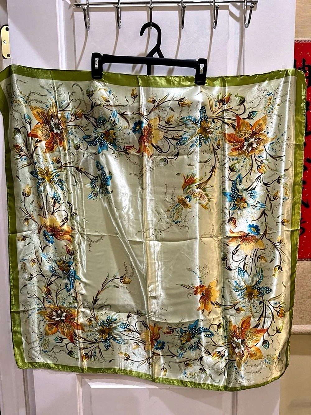 Floral Scarf in Green & Cream 34”X34”